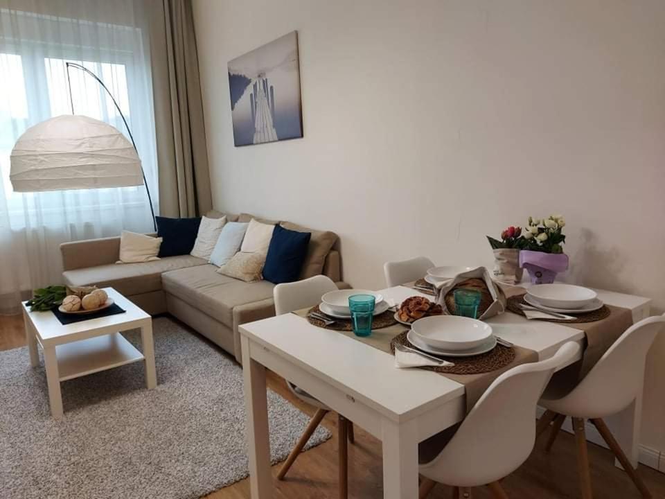 Alföldi Palace Apartman Debrecen Exteriör bild
