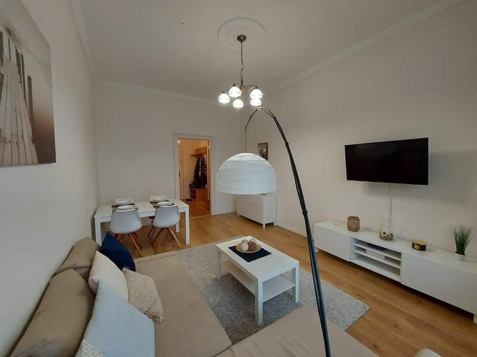 Alföldi Palace Apartman Debrecen Exteriör bild