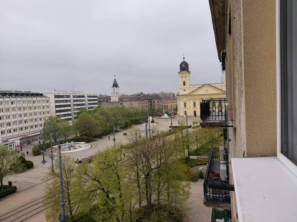 Alföldi Palace Apartman Debrecen Exteriör bild
